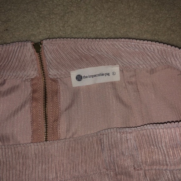 PINK CORDUROY SKIRT - Picture 2 of 3